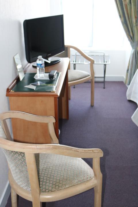 Logis Le Port Saint Aubin Hotel Morannes sur Sarthe-Daumeray Exterior foto