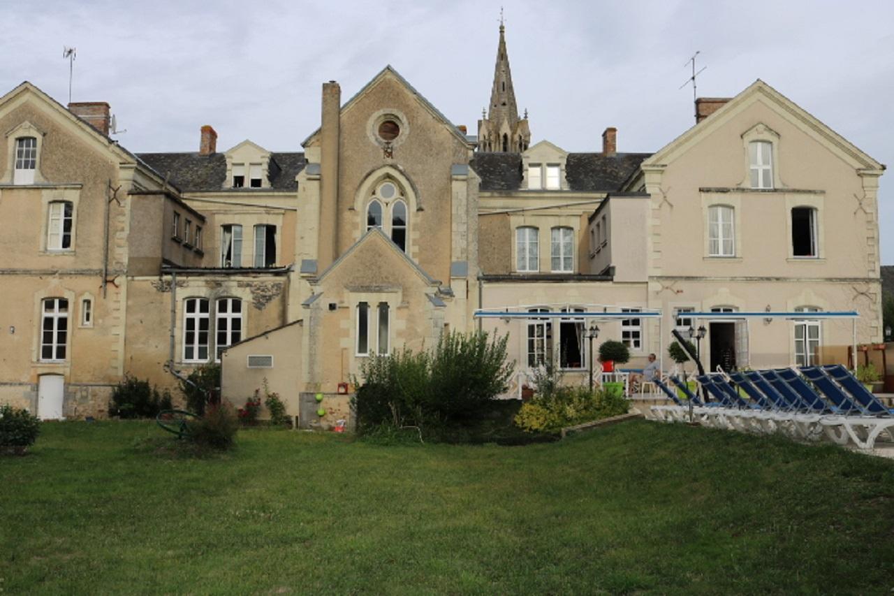 Logis Le Port Saint Aubin Hotel Morannes sur Sarthe-Daumeray Exterior foto